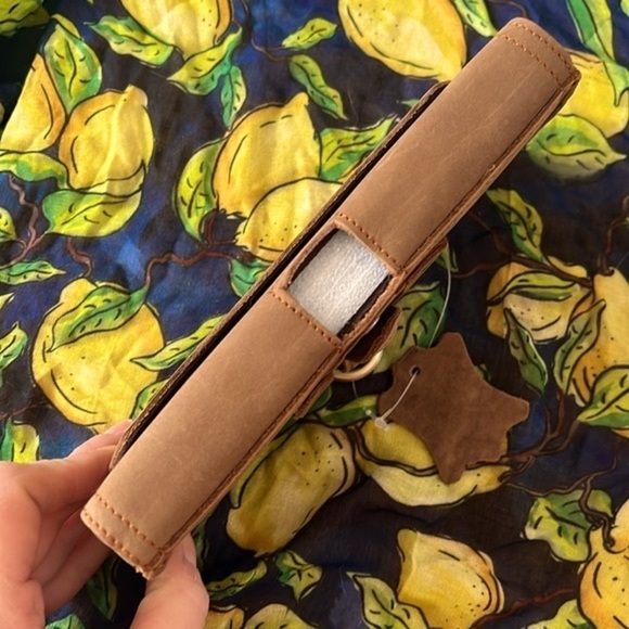 Brand New Genuine Leather Phone Holder Belt Pouch Magnetic Snap Close Case Brown - Picture 7 of 10